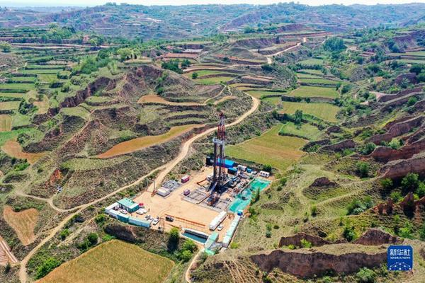 3f3951db57808a3a1b6fea521dcf728f.png 3f3951db57808a3a1b6fea521dcf728f.png